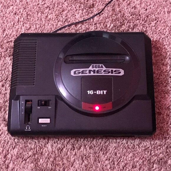 Sega Genesis 16-bit System W/ Alien Storm - Picture 8 of 11